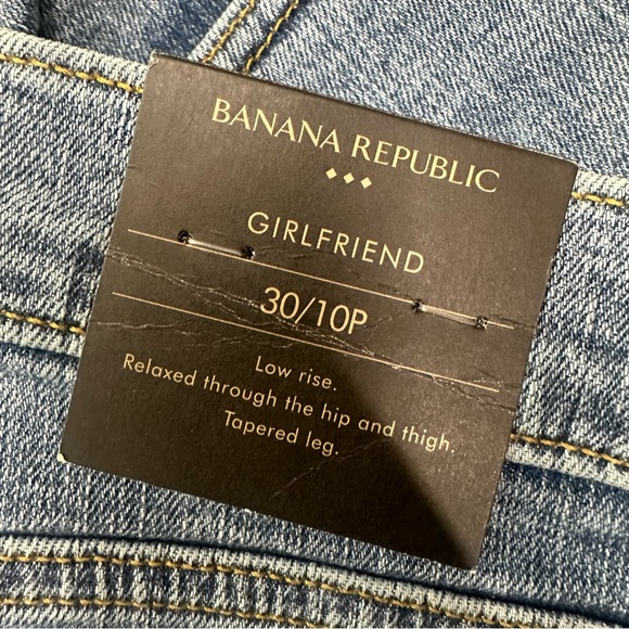NWT Banana Republic Girlfriend Jean. Size 10 Petite - Picture 4 of 6